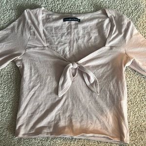 abercrombie and fitch size small long sleeve with bow